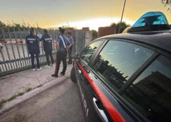 San Gavino, maxi discarica abusiva con autodemolizione: denunciato carrozziere 46enne