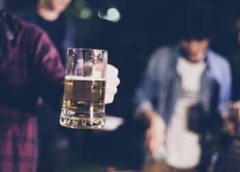 Malamovida a Cagliari, sfida in Consiglio: “Non basta il semplice controllo o la repressione, servono politiche mirate per i giovani”