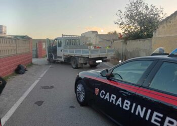 Carloforte, terribile scontro frontale tra una moto e un furgone: centauro in gravissime condizioni
