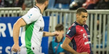 Cagliari-Sassuolo 1-2, altra figuraccia di Pisacane: dominano gli emiliani e per Giulini è notte fonda