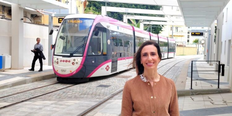 Rieccola dopo anni, la metropolitana leggera di Cagliari e hinterland: oggi la prima corsa verso il futuro