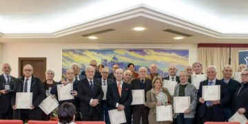 Cagliari celebra i “Maestri del Commercio”: premiati 23 imprenditori sardi