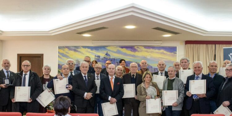 Cagliari celebra i “Maestri del Commercio”: premiati 23 imprenditori sardi