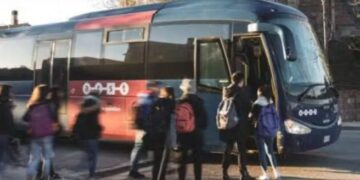 Pula, viaggi da incubo per raggiungere la scuola e rientrare a casa