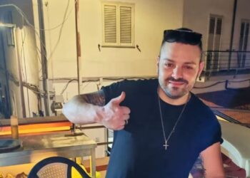 Portoscuso unita per Luca Piras, 34 anni, ferito nel drammatico incidente sulla 130: non è in pericolo di vita