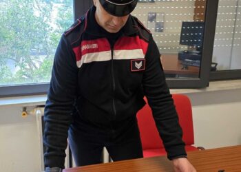 Girava con un manganello in auto per Halloween: denunciato a Porto Torres