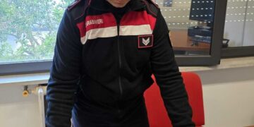 Girava con un manganello in auto per Halloween: denunciato a Porto Torres