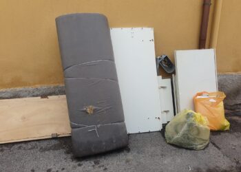 Quartu, protestano i residenti: rifiuti e sporcizia trascinano il Sacro Cuore nel degrado