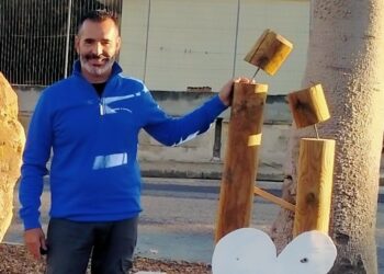 Serrenti si fa bella: con materiali di riciclo piazze e strade cambiano volto