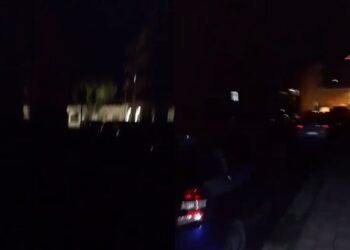 Cagliari, Sant’Avendrace ancora al buio: residenti costretti a uscire con la pila per camminare