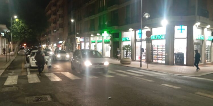 Cagliari: via Paoli tra eleganza, tradizione e nuove abitudini d’acquisto