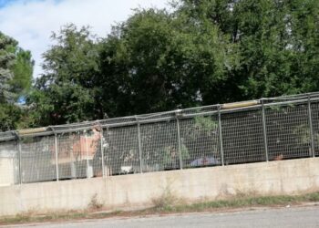 Emergenza migranti, arriva la stretta: una task force per gestire il centro di accoglienza di Monastir