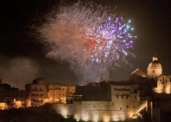 Cagliari, ancora pochi giorni: venerdì il nome del super big di Capodanno in piazza