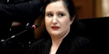 Caso Pifferi, la sentenza d’appello cancella l’ergastolo: condannata  a 24 anni