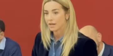 Silvia Salis denuncia in consiglio comunale gli insulti sessisti: “Serve un’educazione affettiva e sessuale”