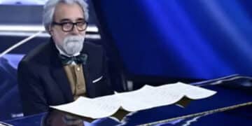 Addio a Peppe Vessicchio, il direttore d’orchestra più amato: aveva 69 anni