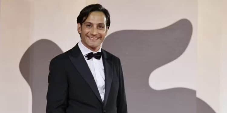 Da Serramanna a Netflix per raccontare “Il mostro di Firenze”: spopola Valentino Mannias