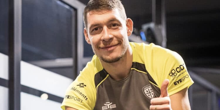 “Il Gallo” torna sull’Isola: Andrea Belotti prosegue la riabilitazione dopo l’infortunio