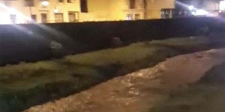 Sestu, in caso di emergenza o allerta meteo scatta il 𝐓𝐞𝐭𝐫𝐀𝐥𝐞𝐫𝐭: nuovo strumento messo in campo dal Comune per la sicurezza dei cittadini