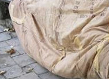 Cagliari, salva due senzatetto da un incendio insieme ad una carabiniera e un finanziere: Massimiliano Miliddi premiato al merito civile