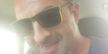 Narbolia, perde il controllo dell’auto e finisce fuori strada: muore a 45 anni Albino Flore