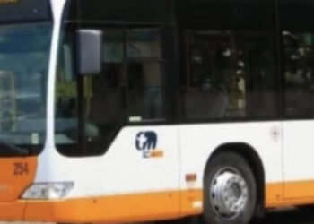 Pendolari in trappola: studenti sardi tra bus pieni e ritardi