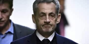Nicolas Sarkozy, condanna definitiva a sei mesi di domiciliari per fatture false