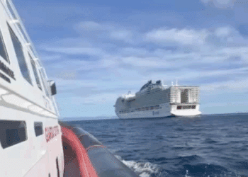 Cagliari, due persone in pericolo di vita soccorse in mare dalla Guardia costiera -VIDEO