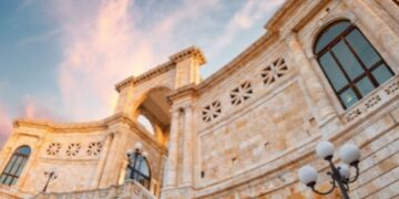 Cagliari, il Bastione di Saint Remy si tingerà di viola per la Giornata Mondiale della Prematurità