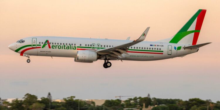 Voli ancora in ritardo, Urpi: “Il trasporto aereo in Sardegna è in una condizione terrificante”