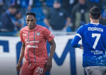 Como-Cagliari 0-0, regge sino alla fine il bunker di Pisacane: un punto conquistato con grande coraggio