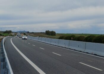 Tutta nuova, la statale 131 tra Villagreca e Serrenti: riaperta al traffico, ecco il nuovo manto stradale