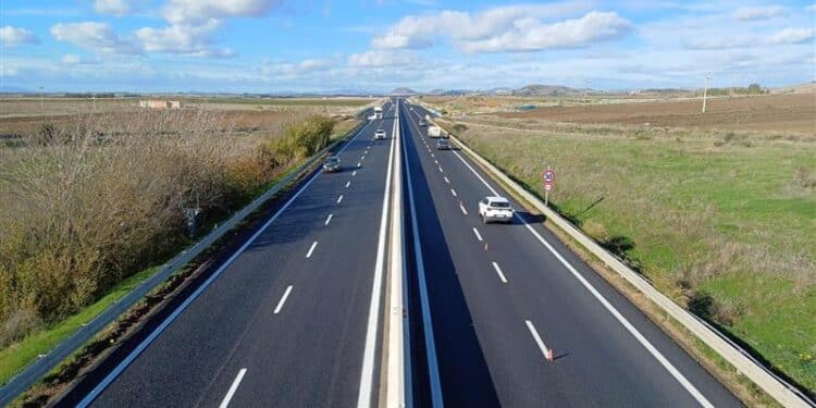 Statale 131, tra Monastir e Nuraminis finalmente completati i lavori: ecco lo spettacolare nuovo asfalto