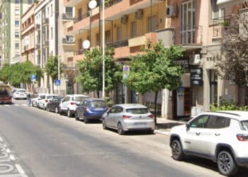 Via Pergolesi a Cagliari: negozi deserti e caos cantieri, una strada che chiede riscatto