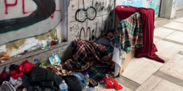 Cagliari, il Centrodestra vota contro l’abolizione del divieto di bivacco e accattonaggio