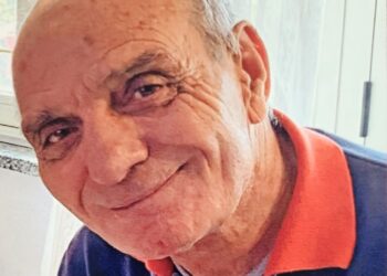 Assemini dice addio a Vincenzo Stara, lo storico bidello dal cuore d’oro delle scuole elementari