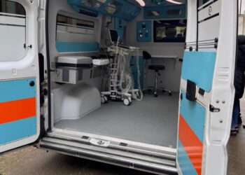 Sardegna, visite specialistiche gratis con un ambulatorio mobile: nasce “Comuni-Care”