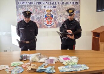 Cagliari, oltre 900 grammi di cocaina nascosti in un appartamento: arrestate due persone