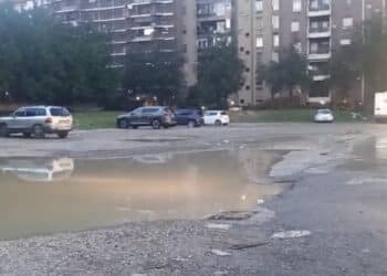 Cagliari: lo sterrato dietro il SuperPan di via Castiglione è una trappola per cittadini e automobilisti