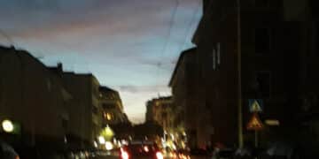 Cagliari al buio: quando il capoluogo somiglia a un paese abbandonato