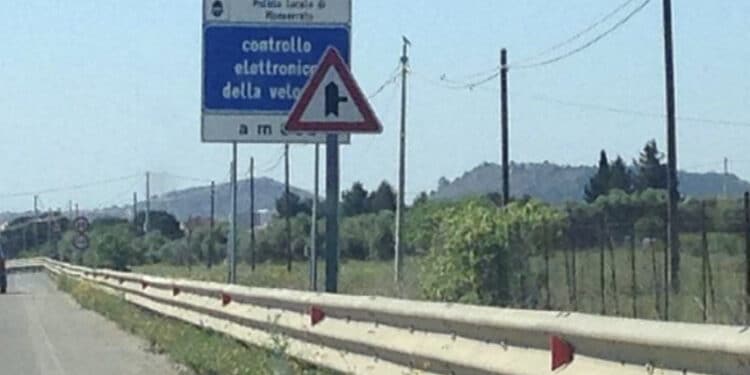 Tragedia a Settimo San Pietro, scontro fra due auto sulla 387: un morto e due feriti