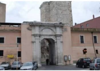 Cagliari, temporanea chiusura al traffico di Porta Cristina da lunedì 15 a giovedì 18 dicembre per interventi di restauro del fornice