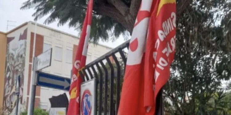 Cagliari, l’Assessora Andreozzi al presidio dei lavoratrici e lavoratori della Scuola Civica di Musica: protesta rientrata