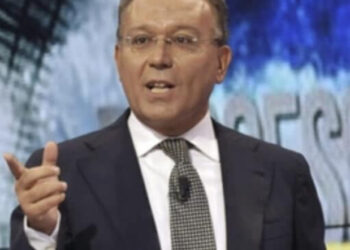 Il giornalista Enrico Varriale condannato a 7 mesi per minacce e lesioni alla ex