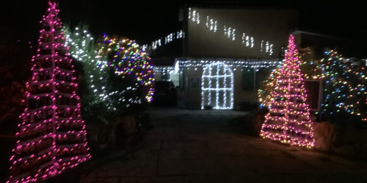 Concorso “Le migliori luminarie in Sardegna 2025”: Casa Gallus-Pusceddu a Flumini di Quartu