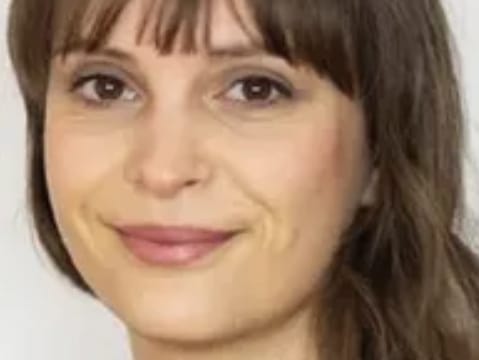 Travolse e uccise una famiglia, Angelika Hutter scappa dal centro riabilitativo e viene investita: è grave