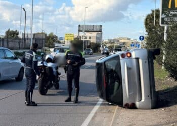 Cagliari, è allarme sicurezza in viale Monastir: inversioni a U mettono a rischio la vita di troppe persone