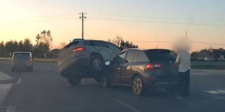 Ennesimo incidente stradale lungo la statale 130, crash tra due automobili all’altezza dell’incrocio Decimomannu-San Sperate