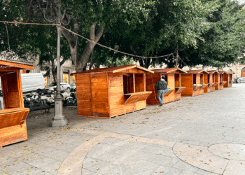 Cagliari, attesa finita: da stasera con il villaggio di Natale luci, colori e tradizione nel cuore della città