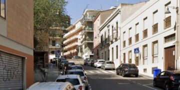 Cagliari, urla e minacce nel cuore della notte: vico XIV San Giovanni e via Tristani diventano un ring